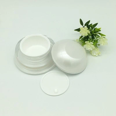 Pot cosmétique
