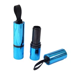 Tube de rouge à lèvres en métal